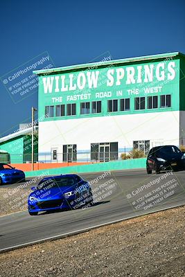 media/Oct-18-2025-Extreme Speed (Sat) [[d6d7e1fef1]]/Group 5/Session 1 (Turn 4)/